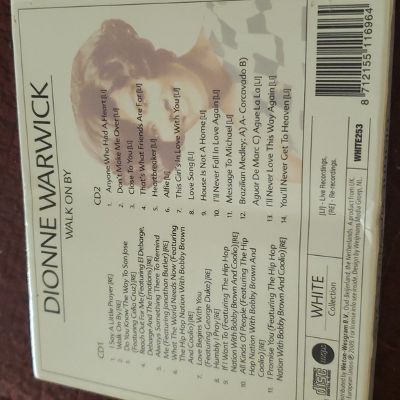 Dionne Warwick walk on by - Picture 2 of 3